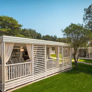 4* פארק נופש Maistra Amarin Mobile Homes